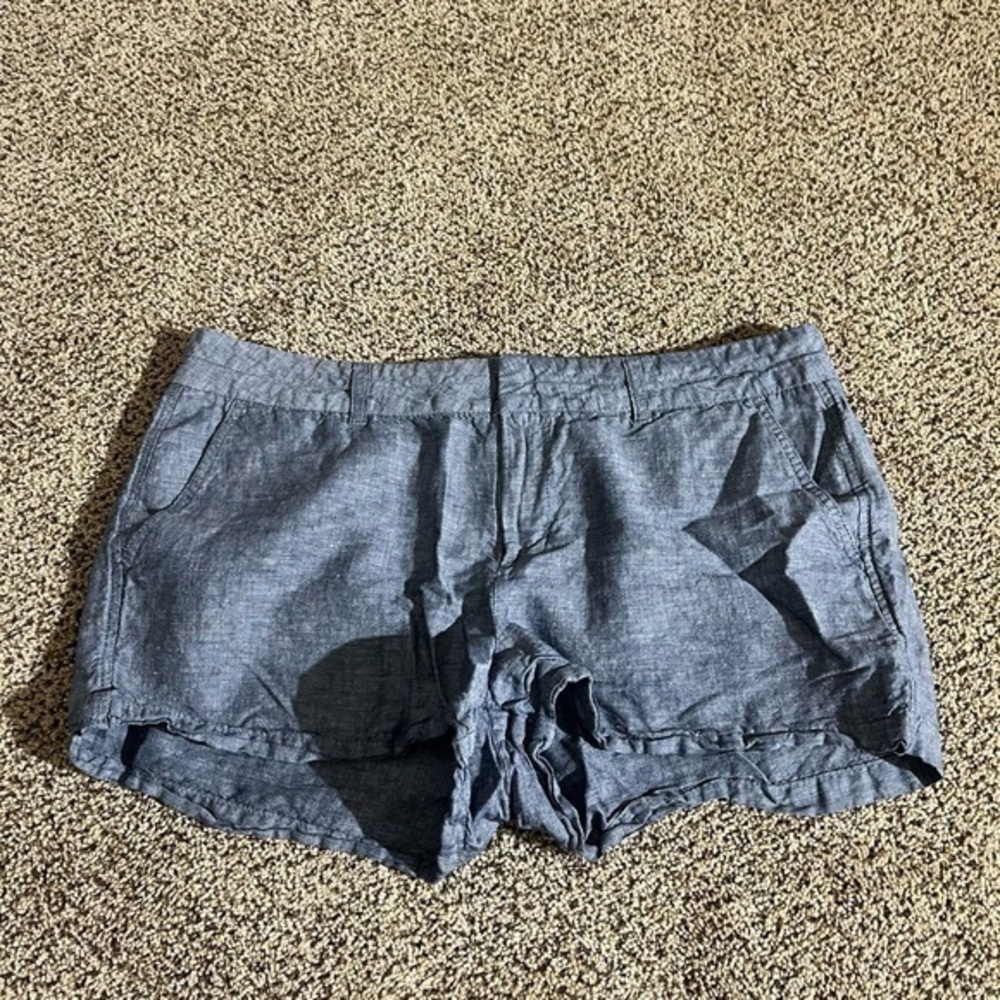 Women’s gap shorts